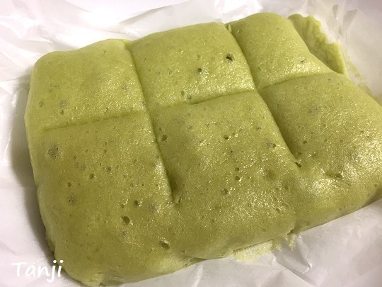 102 90 もちもちずんだ、シライシパン.jpg
