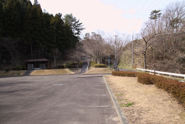 虎岩公園・宮城県白石市・画像02駐車場