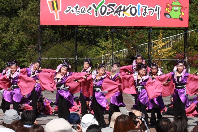 みちのくYOSAKOIまつり2011・地下鉄旭ヶ丘駅会場・画像・仙台人が仙台観光をしてるブログ・与平