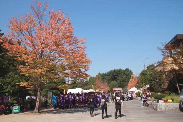 みちのくYOSAKOIまつり2011・地下鉄旭ヶ丘駅会場・画像・仙台人が仙台観光をしてるブログ・与平
